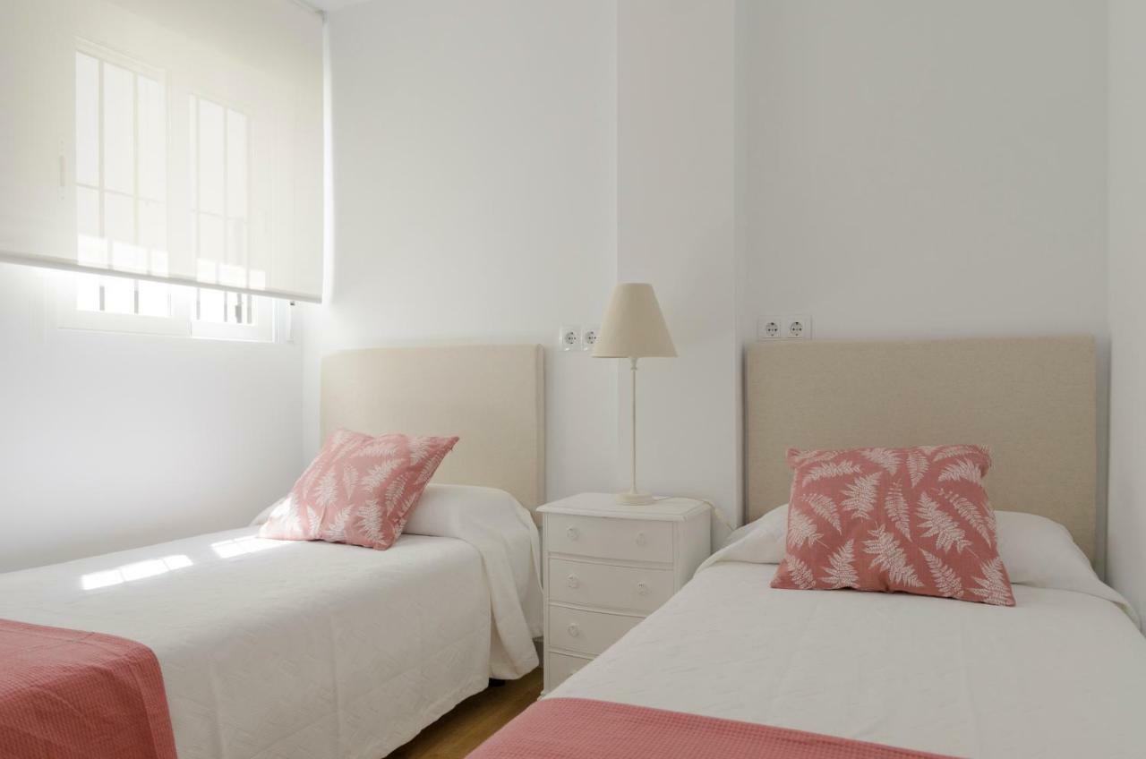 Deluxe La Trinidad Apartment กอร์โดบา ภายนอก รูปภาพ